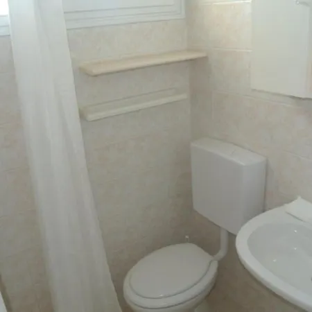 Cozy Coastal Flat With Balcony In Lignano * Lignano Sabbiadoro